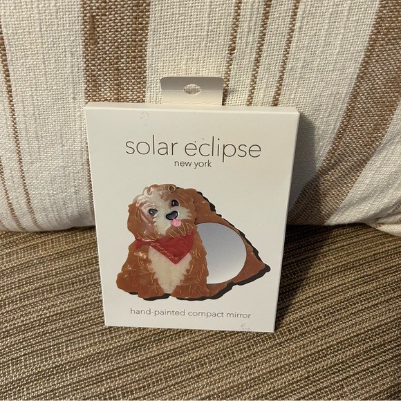 Free People x Solar Eclipse Hand-Painted Compact Mirror - Picture 2 of 4